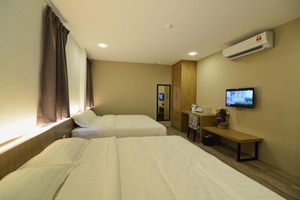 איפוה De Parkview Hotel מראה חיצוני תמונה